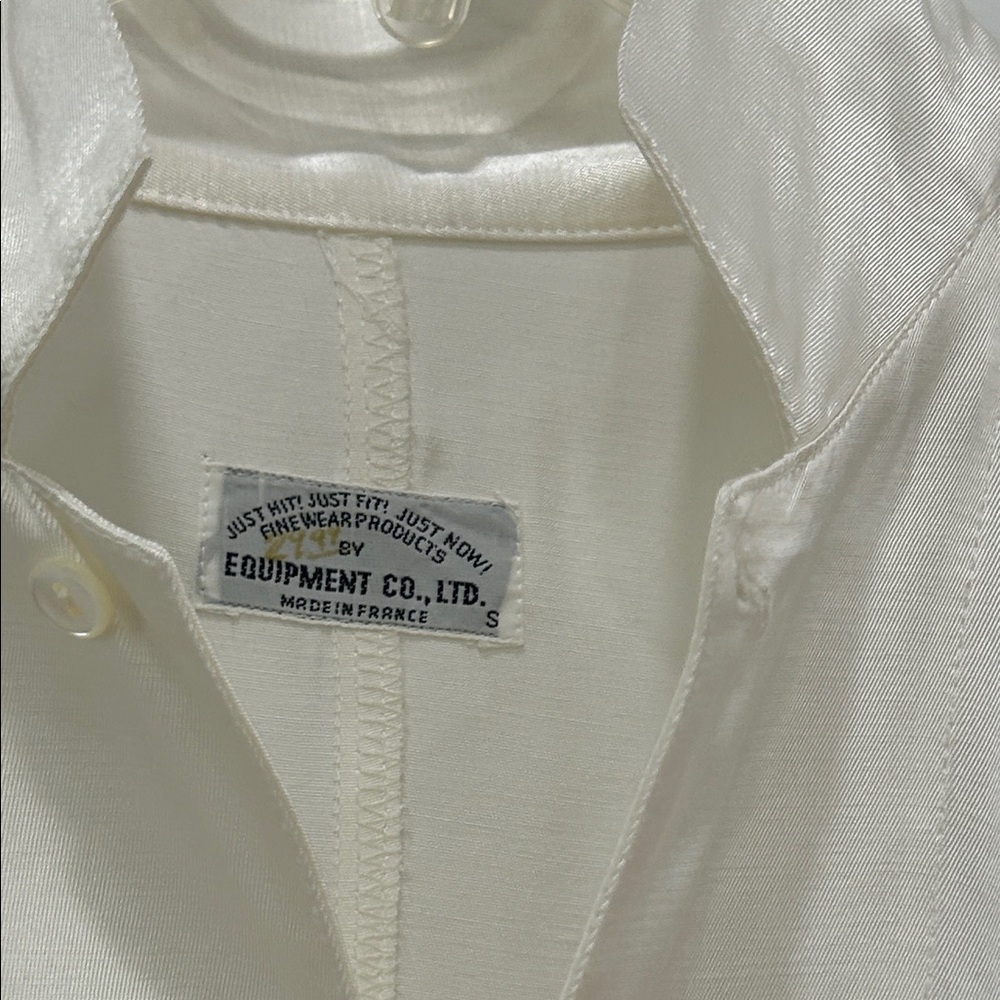 Equipment Cream Satin Button-Front Blouse Made in France - Picture 4 of 9